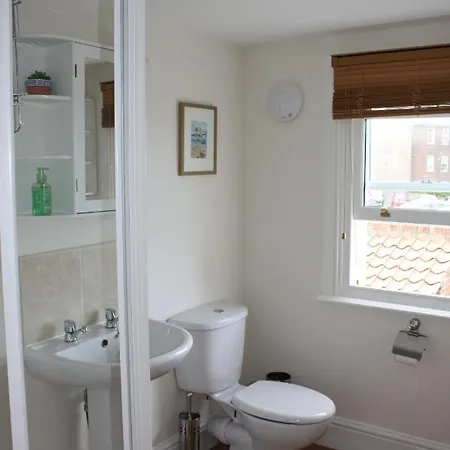 No2 Abbey View Apartman *